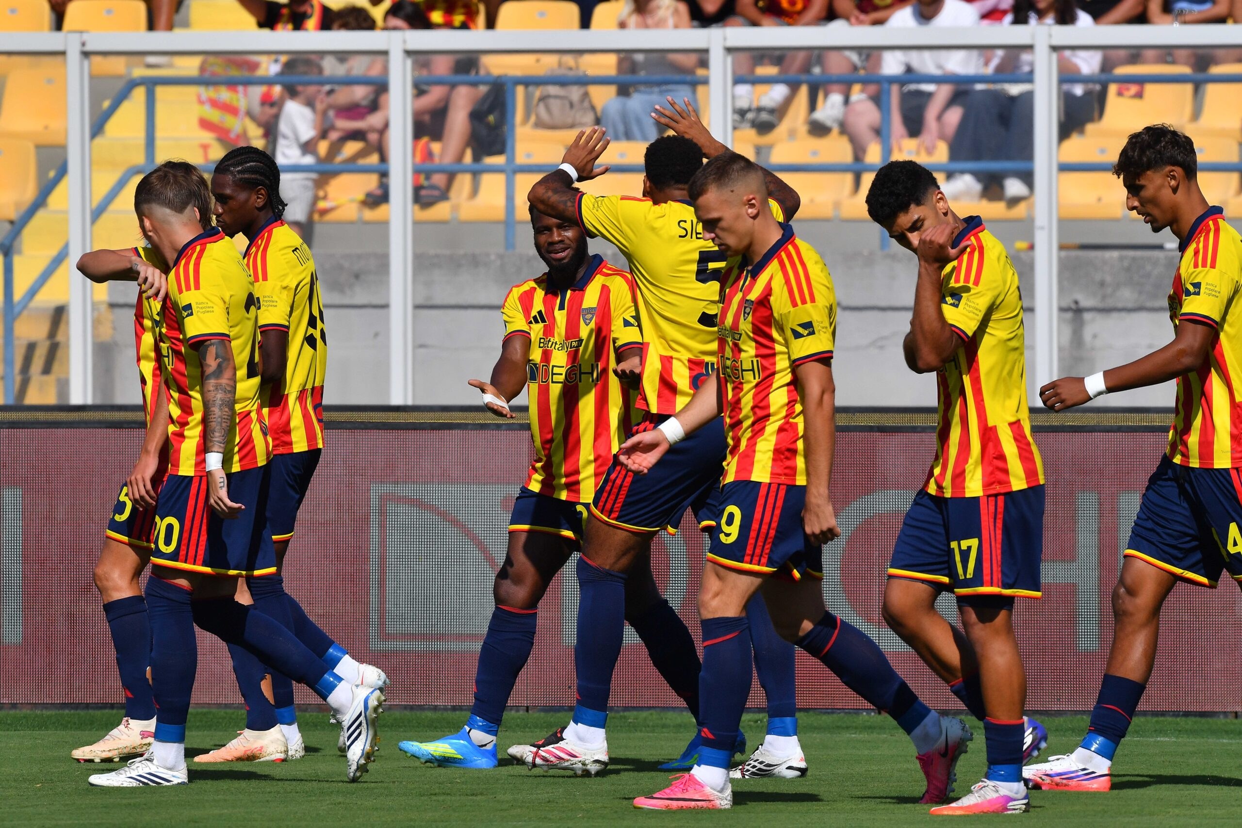 lecce monza 3 2 coulibaly trascina di francesco giallorossi a quota sei da Serieagoal.it lecce monza 3 2 coulibaly trascina di francesco giallorossi a quota sei