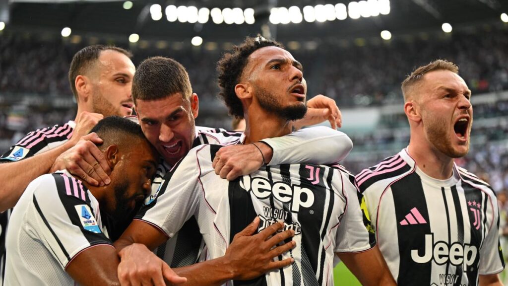 Esultanza Juventus, il gol di Kelly contro l'Inter