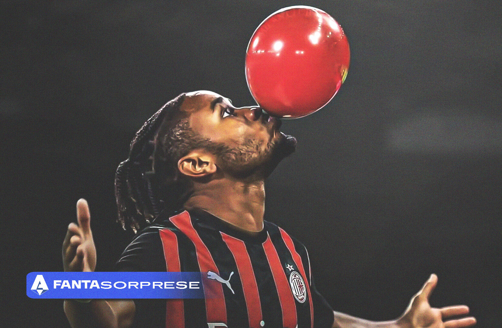 Nkunku con la maglia del Milan festeggia il gol