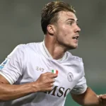 Fabrizio Romano: “Hojlund e il Napoli vogliono proseguire assieme”