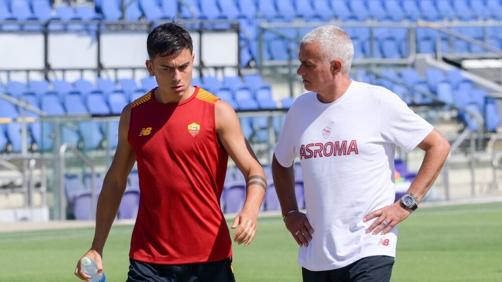 Mourinho e Dybala
