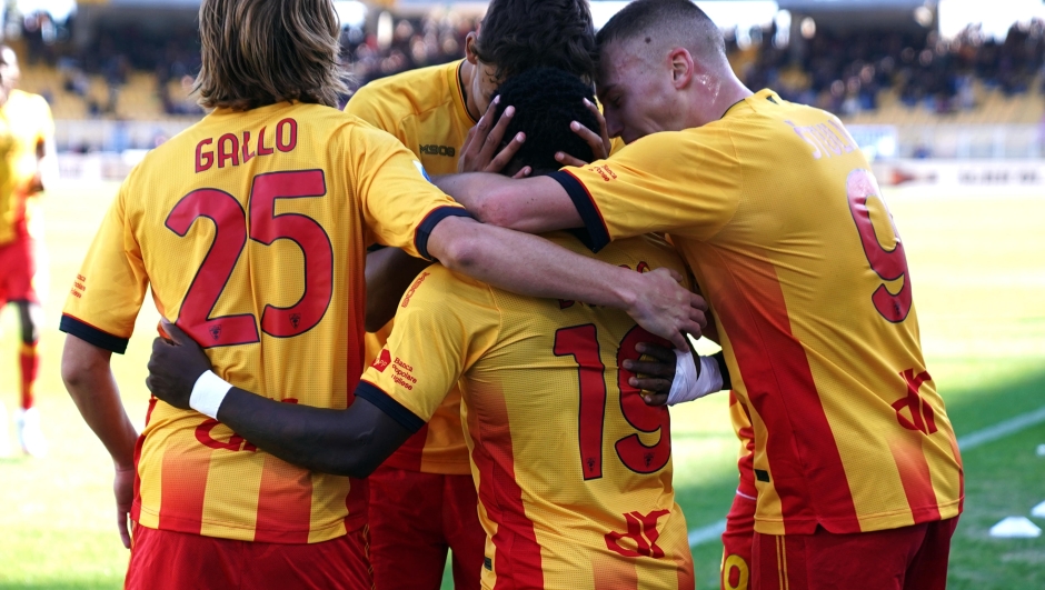 Lecce Torino 2 1: Falcone para il rigore al 90’ e salva una vittoria d’oro