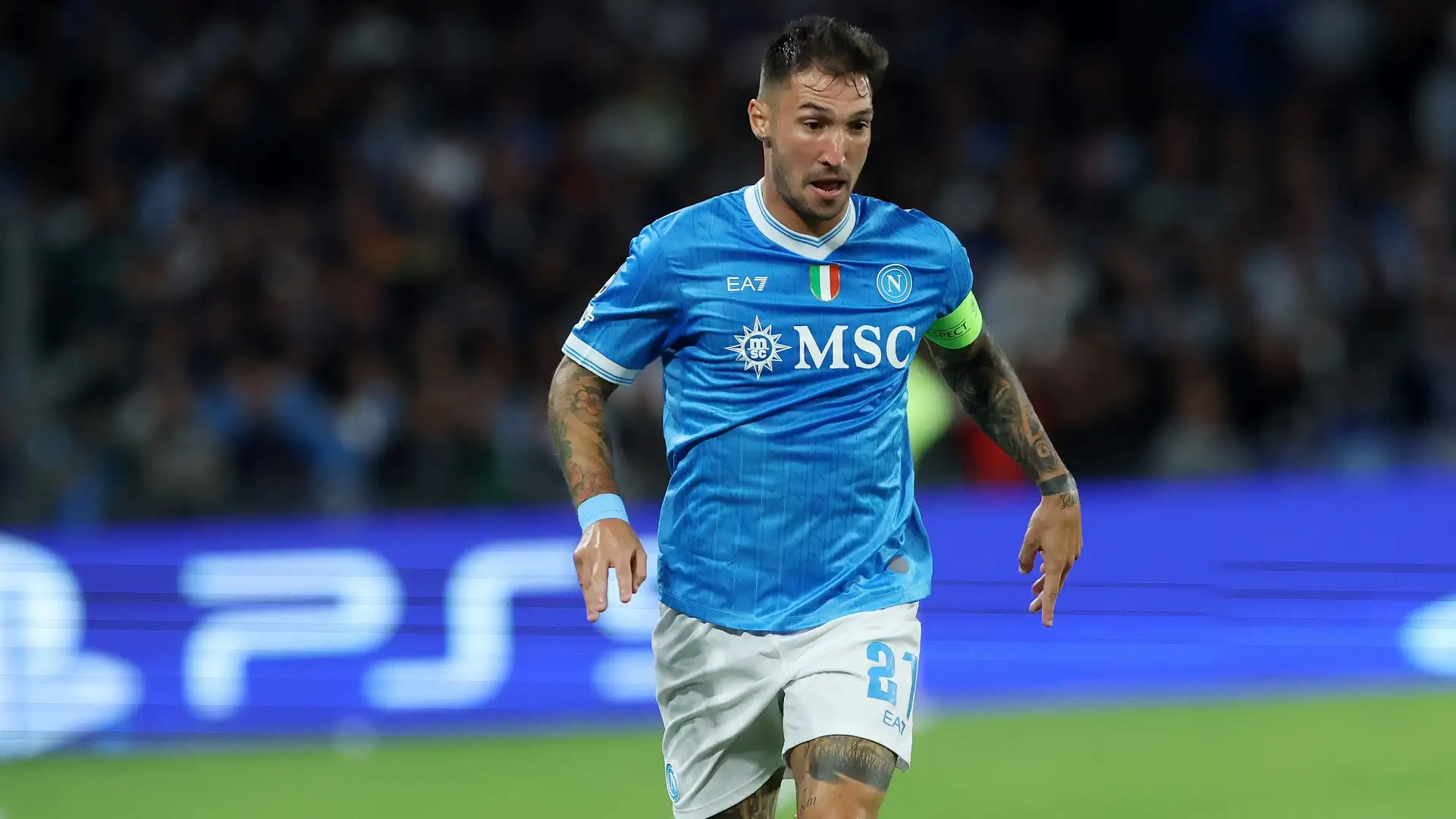 Napoli, notte da dentro o fuori: Conte si affida al Maradona contro il Qarabag