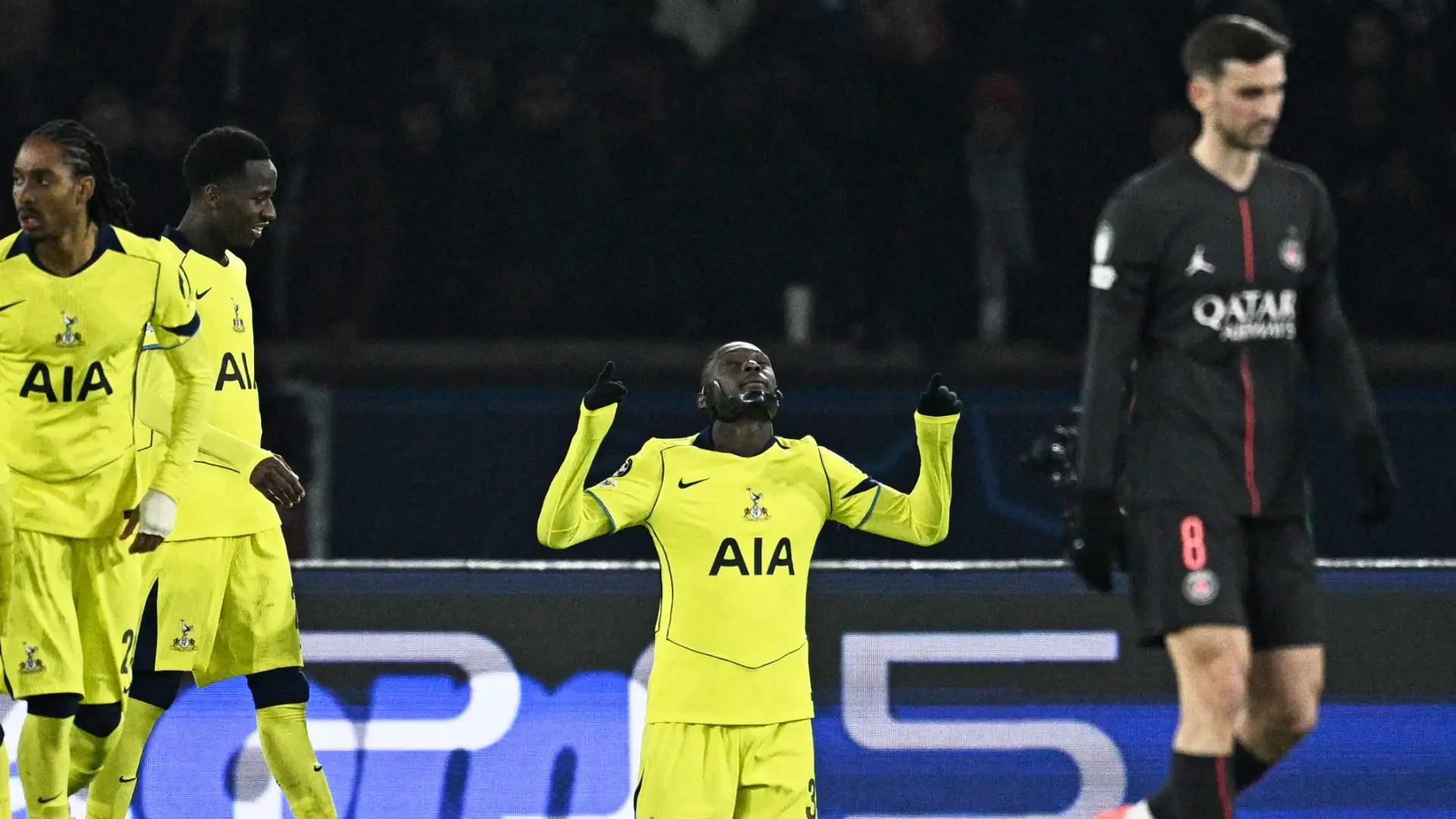 Kolo Muani si sblocca contro il PSG: doppietta d’orgoglio, ma il Tottenham crolla lo stesso