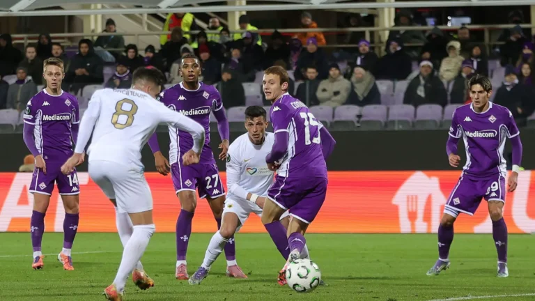 Fiorentina-Aek Atene