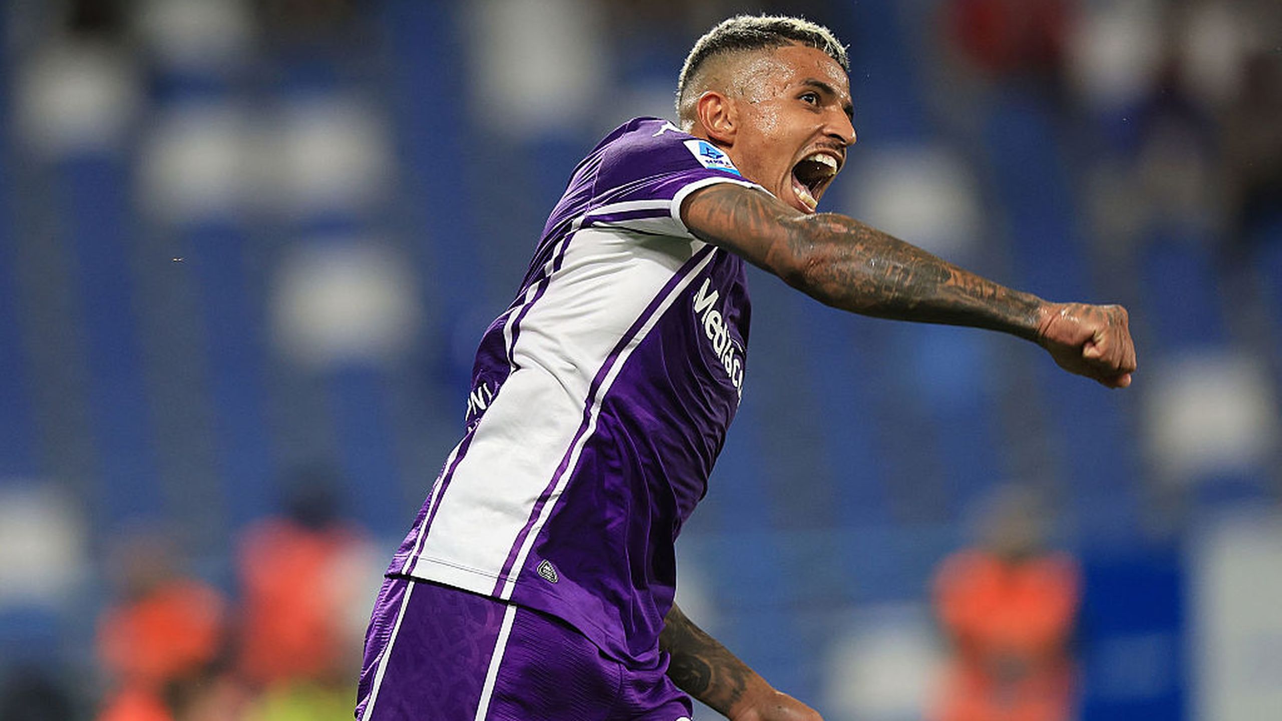 Fiorentina Dodô, rinnovo vicino: incontro positivo. Ipotesi di scambio con la Lazio sullo sfondo