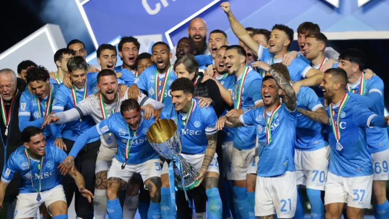 Napoli in festa per la vittoria della Supercoppa italiana