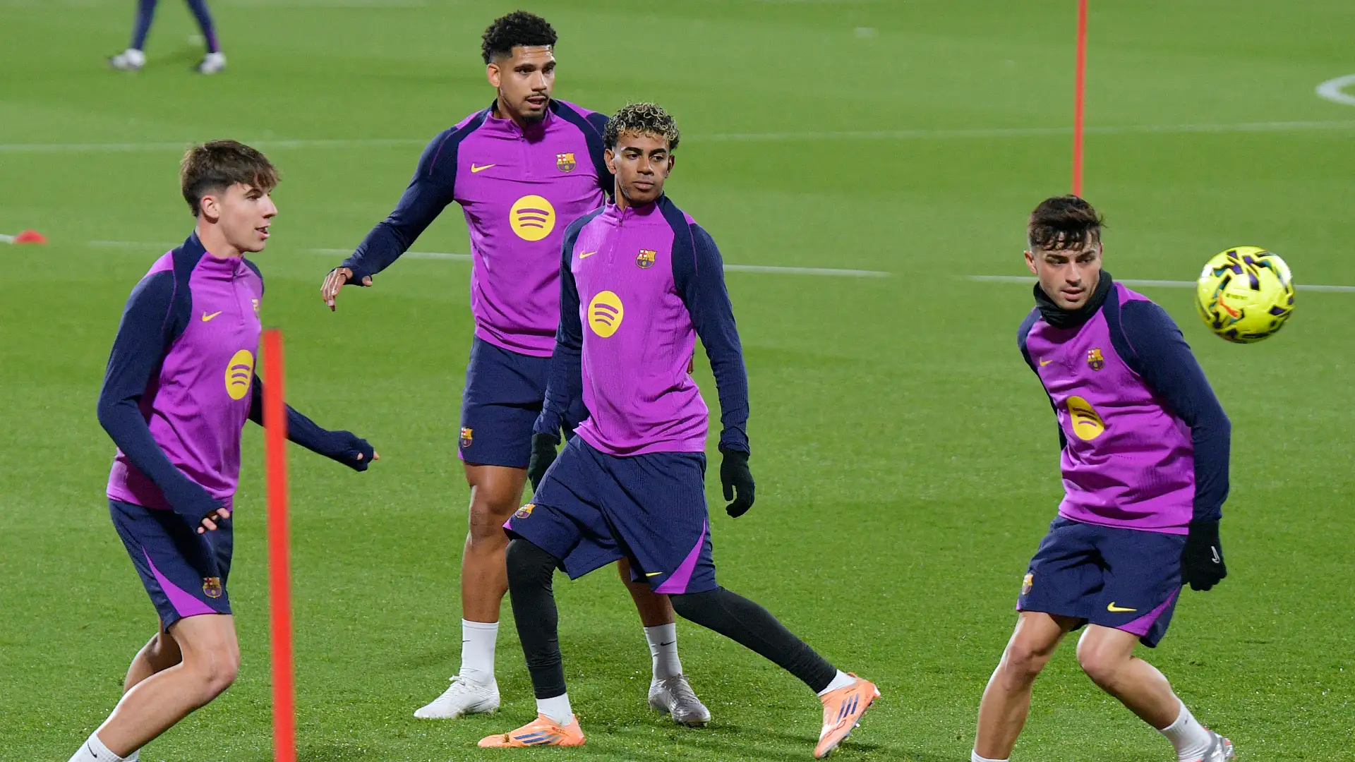 araujo il ritorno silenzioso il barcellona ritrova il difensore da Como1907news.com araujo il ritorno silenzioso il barcellona ritrova il difensore