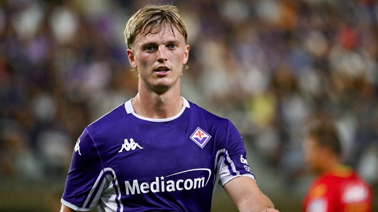 fiorentina nel baratro gudmundsson pu242 partire la roma osserva da Como1907news.com fiorentina nel baratro gudmundsson pu242 partire la roma osserva
