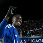 Il ritorno di Assane Diao: Fabregas ritrova il suo “crack” per la sfida al Milan