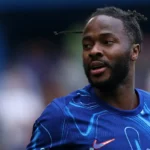 Sterling riparte dall’Olanda: firma con il Feyenoord e ritrova Van Persie