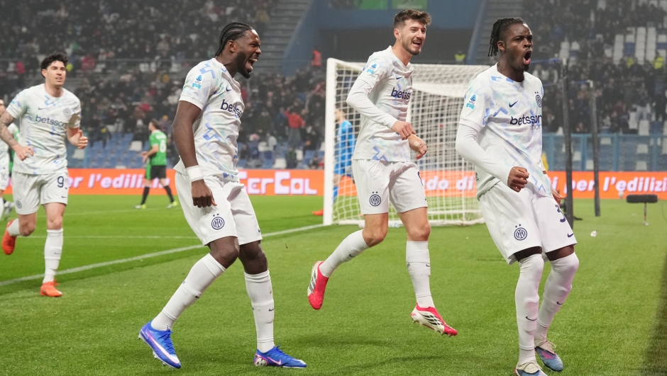 Inter da applausi al Mapei Stadium: Dimarco è ovunque, Lautaro e Thuram firmano lo 0 5