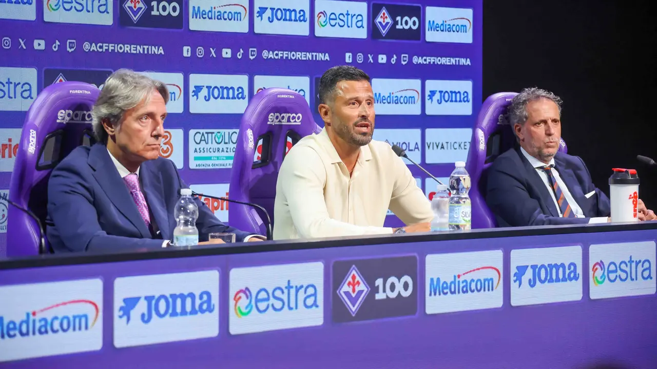 grosso si presenta felice di questa opportunit224 si parte dal 4 3 3 da Serieagoal.it grosso si presenta felice di questa opportunit224 si parte dal 4 3 3
